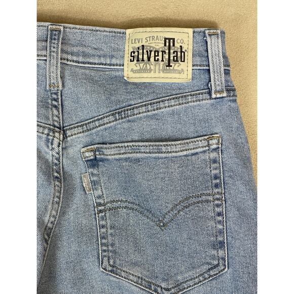 Silver Tab Levis Jeans Womens 28 Blue Mom Jean Distressed High Rise Tapered - Picture 13 of 15